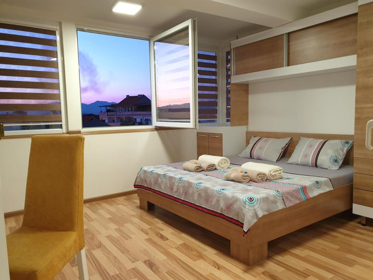 Sky Apartments Strumica Esterno foto