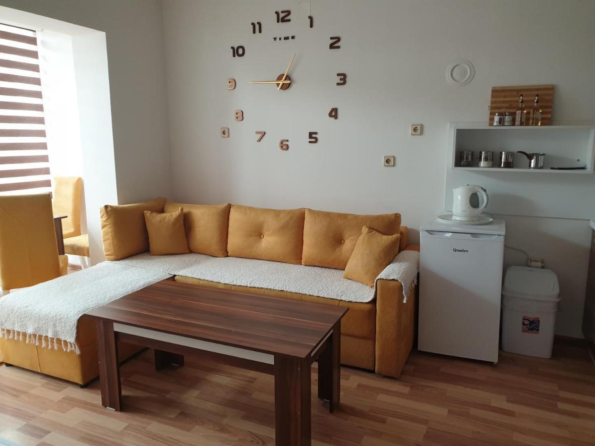 Sky Apartments Strumica Esterno foto