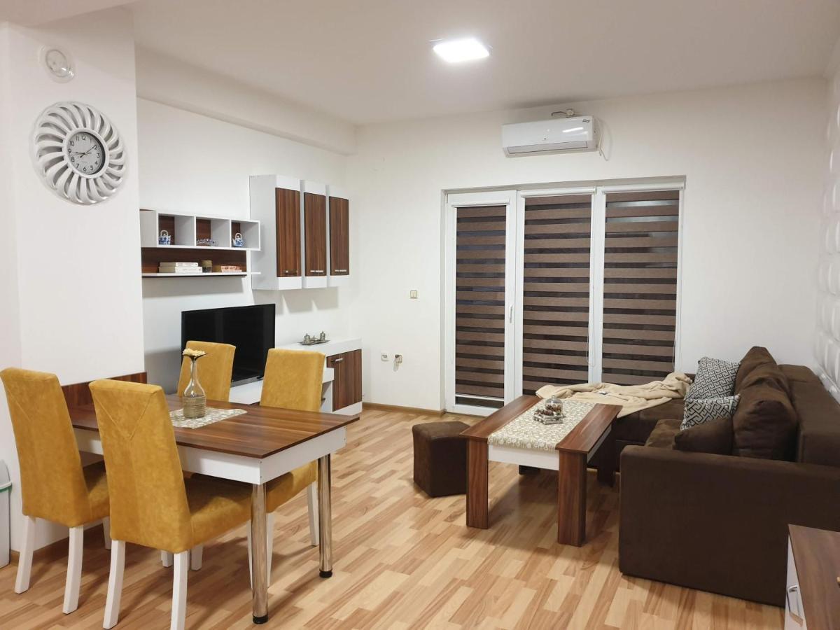 Sky Apartments Strumica Esterno foto